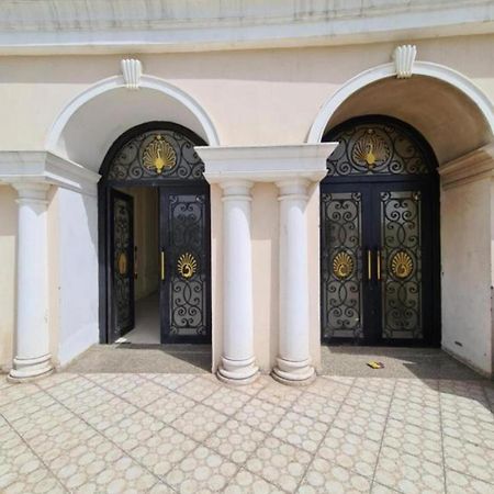Lord Krishna Place Vrindavan Exterior photo